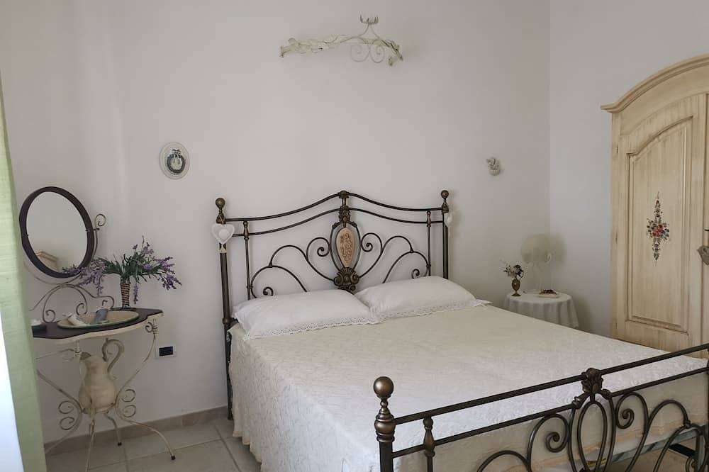 \" Villa Mon Plaisir \" Relaxation and Nature on the Gargano. in Monte Sant'Angelo, Gargano