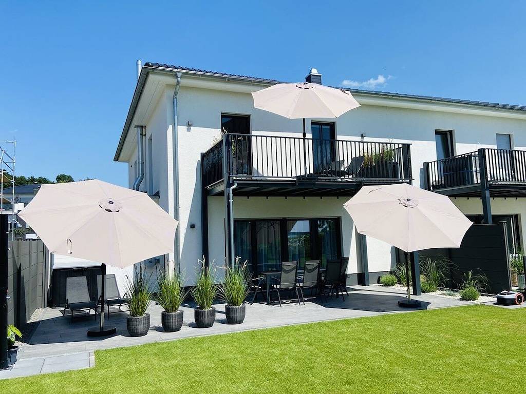 Ferienhaus mit 4 Schlafzimmer in Pouch, Muldestausee