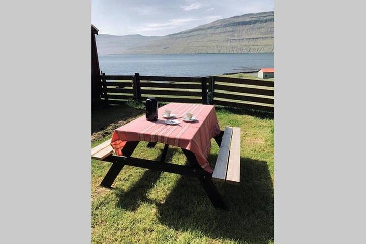 Location de vacances pour 6 personnes, avec jardin ainsi que vue et balcon dans les Îles Féroé - 2