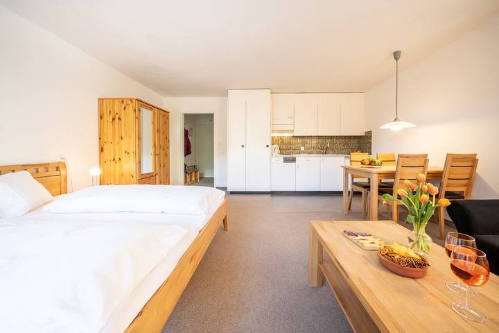 Ganzes Studio, 3206 Bequemes und helles Studio in Vulpera, Tarasp