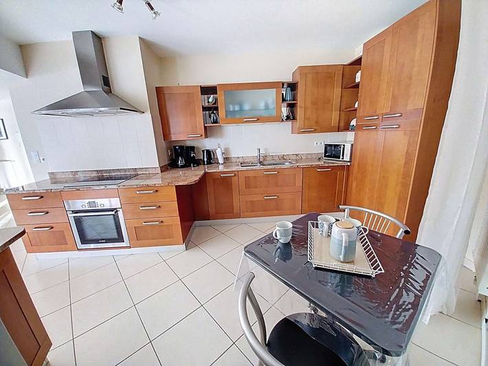 Ganze Wohnung, 3-Zimmer-Wohnung in Étel - Hafenblick mit Wifi und Parkplatz in Étel, Côte des Mégalithes
