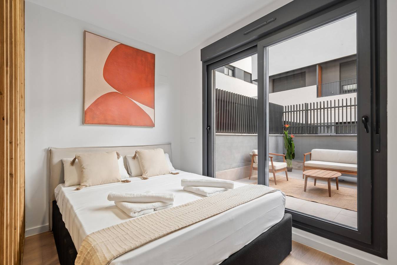 Entire apartment, Exclusivo apartamento con terraza privada, piscina, gimnasio y coworking en Madrid in San Sebastián de los Reyes, Madrid Province