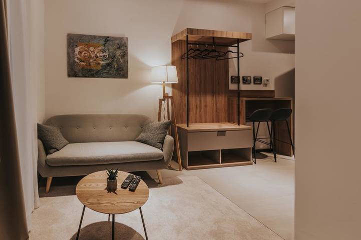 Ganze Wohnung, Ferienwohnung für 2 Personen mit Terrasse in Zagreb, Zagreb und Umgebung