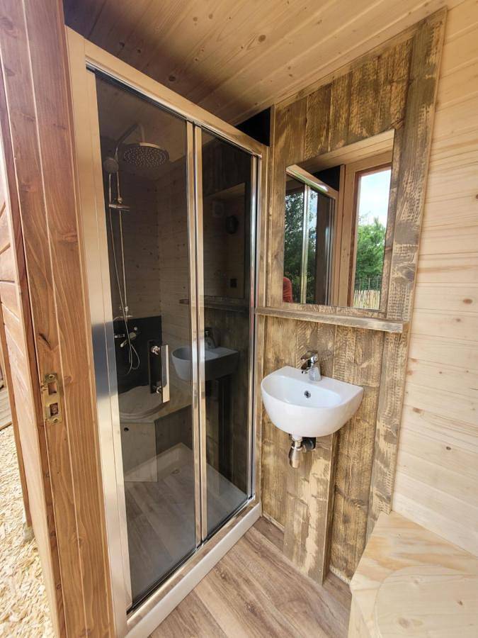 Gîte pour 7 personnes, avec jardin ainsi que piscine et terrasse dans Tuffalun - 3