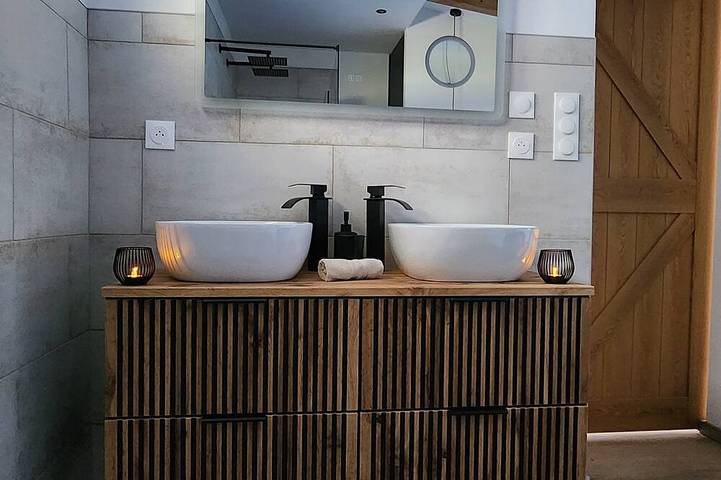 Gîte pour 2 personnes, avec jardin à Saint-Laurent-la-Vernède - 3