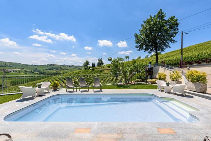 Casa vacanza per 16 persone, con panorama e giardino nonché piscina - 1