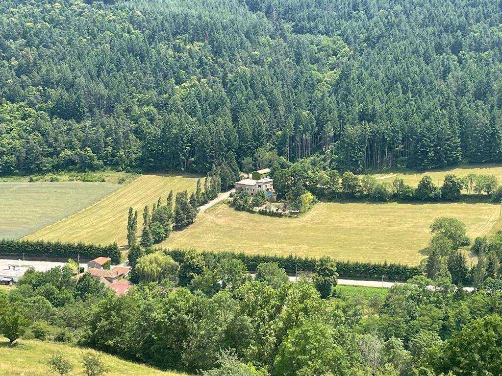 Four-Bedroom House in Vocance, Région de Tournon-sur-Rhône