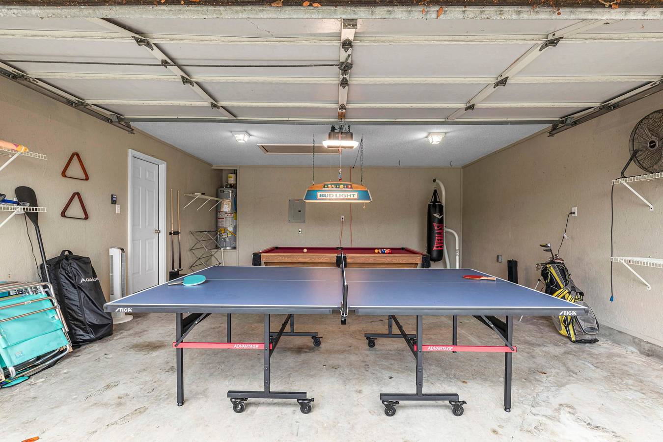 Breeze  Arcade  Pool Table  Near Navarre Beach in Emerald Coast