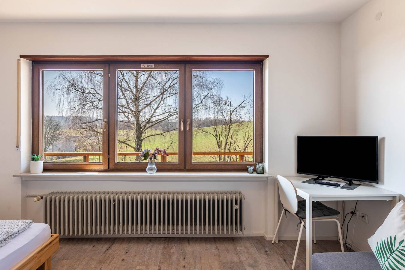 Zimmer 'Doppelzimmer 1' mit gemeinsamer Terrasse, gemeinsamem Garten und Wi-Fi in Dielheim, Kraichgau