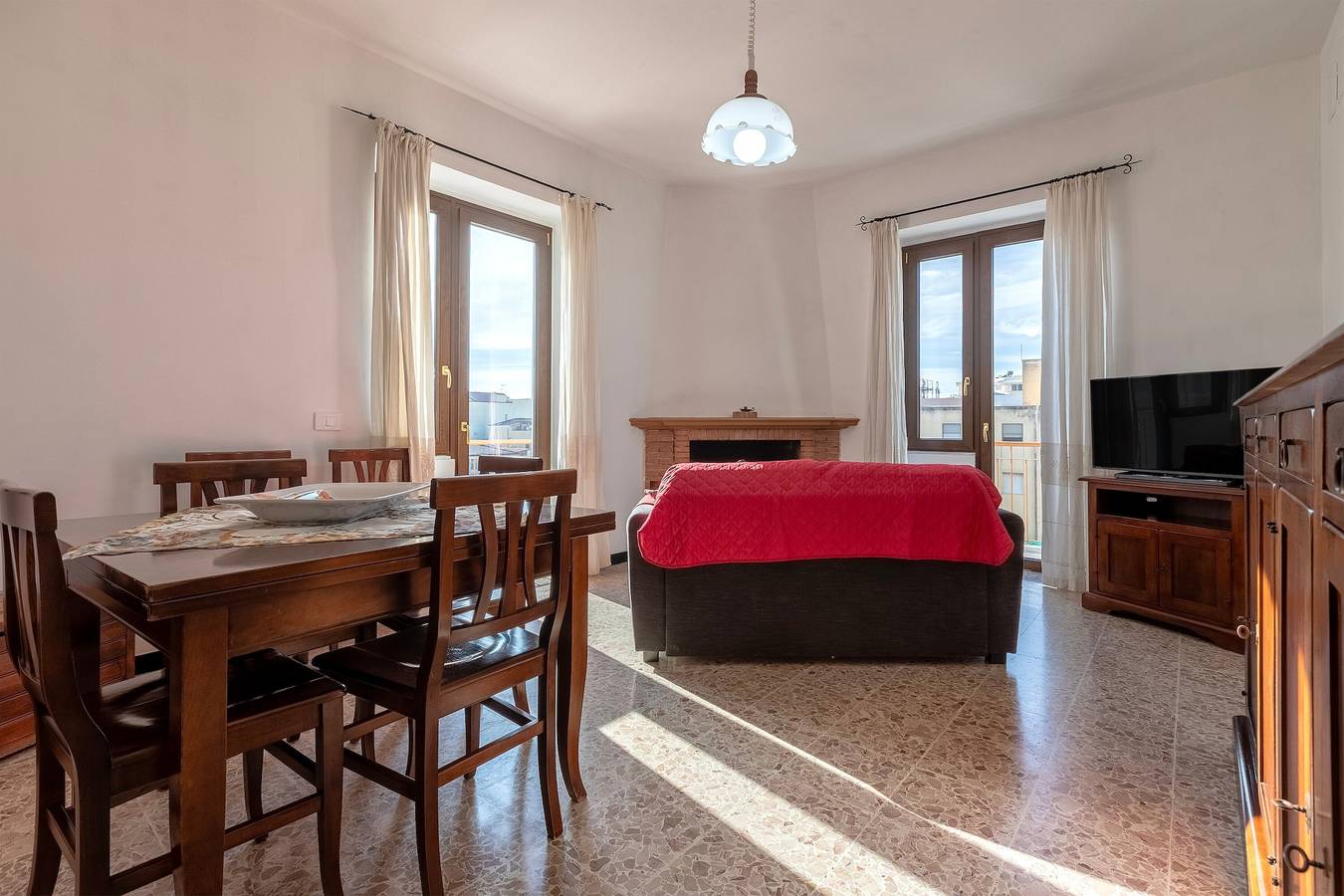 Ganze Wohnung, Apartment 'Da Rita- Alghero' mit Balkon, Wlan und Klimaanlage in Pivarada, Sassari Provinz