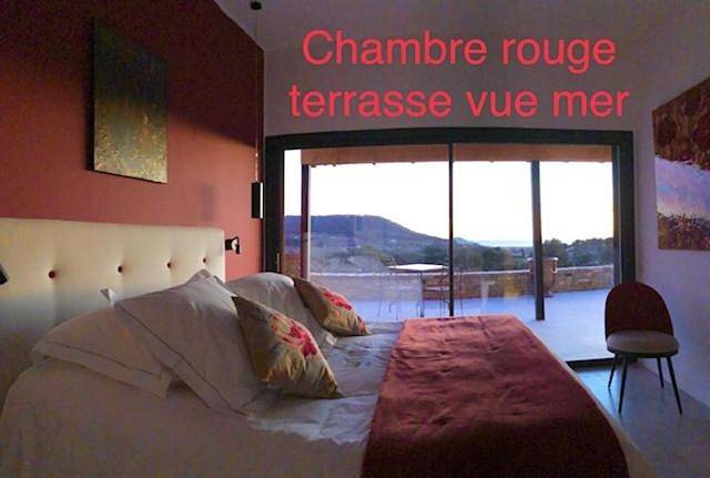 Double Room in La Cadière-d'Azur, Côte méditerranéenne (France)