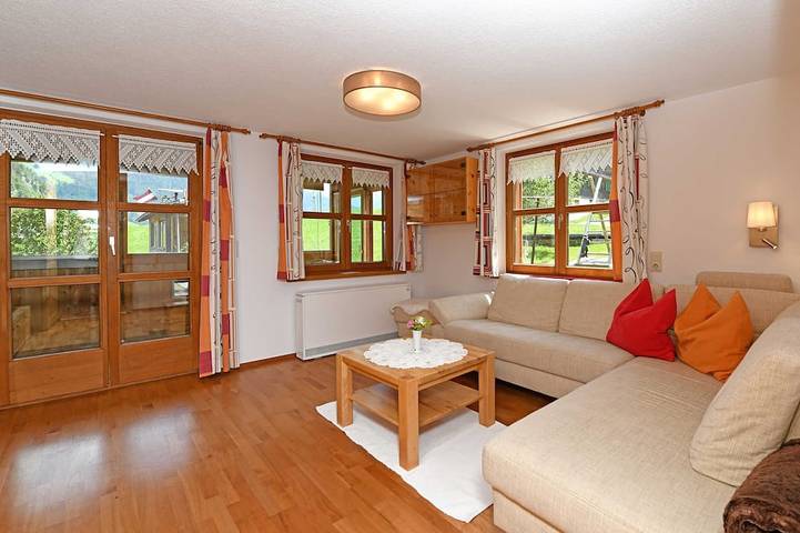 Hütte für 6 Personen, mit Garten und Balkon in Au