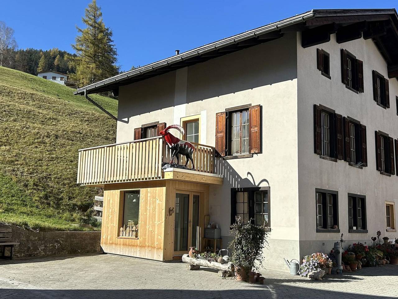 Ganze Ferienwohnung, Tgesa communala Mon - 3.5 Zimmerwohnung - 5 Betten in Mon (Albula), Albula (Graubünden)