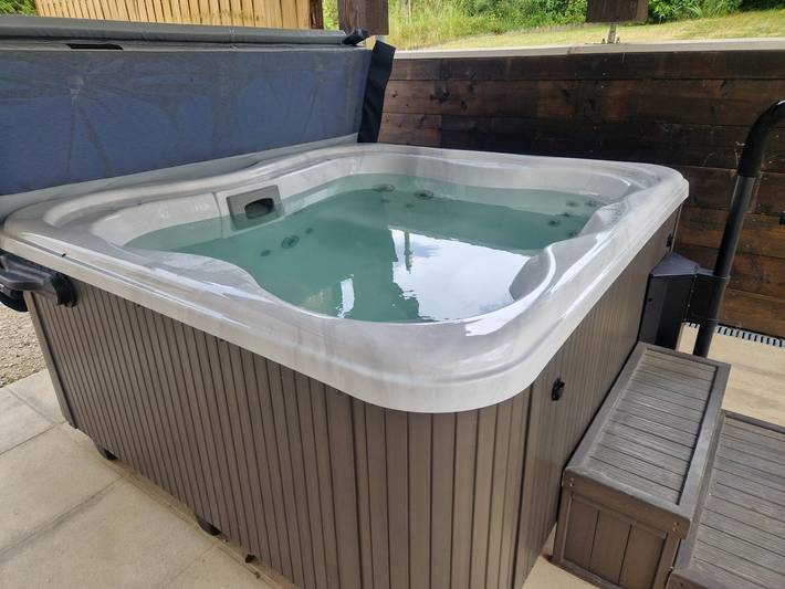 Gîte pour 8 personnes, avec jacuzzi ainsi que jardin et balcon à Saint-Aignan - 3