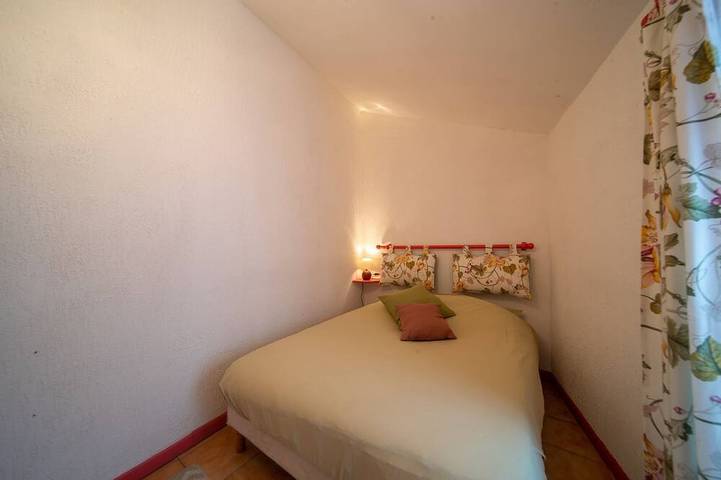 Chambre d’hôte pour 2 personnes, avec Jardin et Piscine dans Lozère - 2
