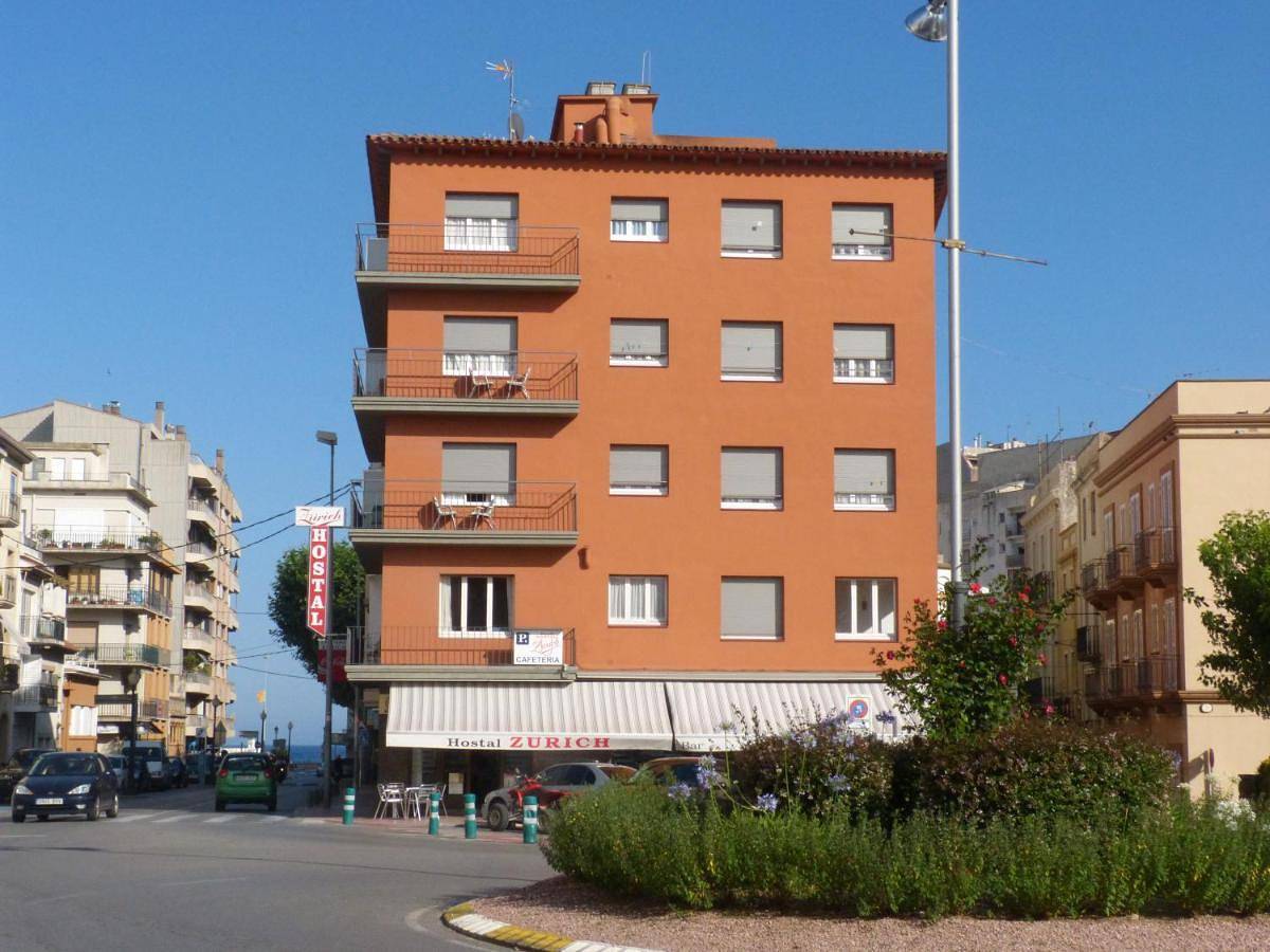 Single Room with Shared Bathroom in Platja de Sant Feliu (Sant Feliu de Guíxols), Sant Feliu de Guíxols