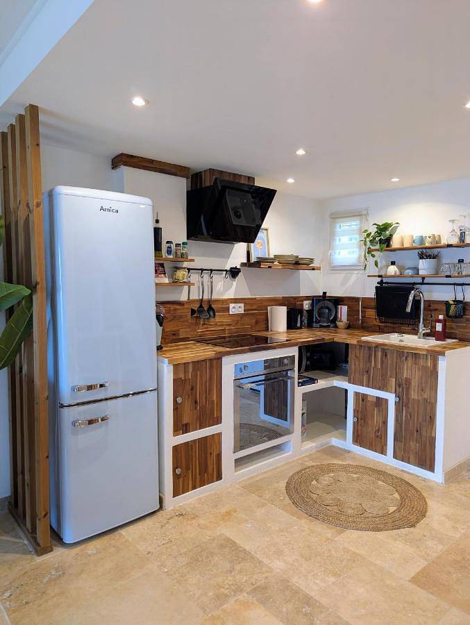 Gîte pour 4 personnes, avec terrasse ainsi que piscine et bassin pour enfant, animaux acceptés à Saint-Vallier-de-Thiey - 3