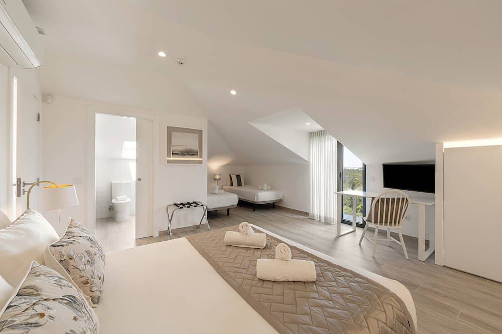 Lux House - Exclusive Retreat w/ Pool & View, foto 9