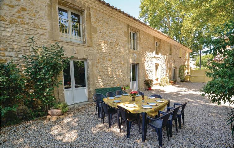 Holiday rental for 10 people in Vaucluse