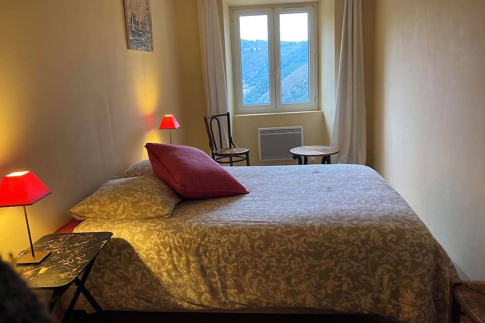 Maison ardéchoise nouvellement rénovée pour amoureux, famille et amis in Saint-Sauveur-de-Montagut, Parc naturel régional des Monts d'Ardèche
