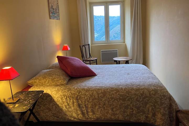 Location de vacances pour 4 personnes, animaux acceptés à Saint-Sauveur-de-Montagut - 2