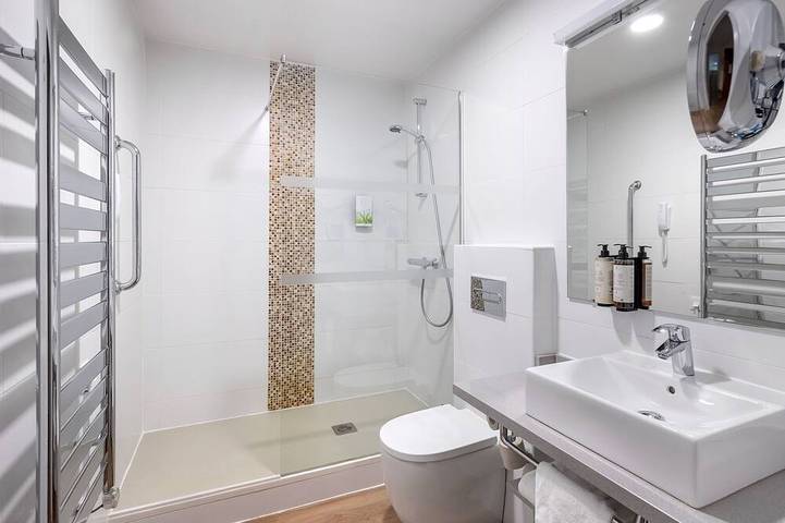 Appartement entier, Spacious Studio | Paris Vincennes | Sleeps 2 in Vincennes, Val-de-Marne