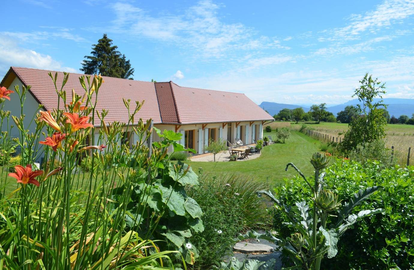 La Paumanelle - Chambre Jade in Dolomieu, Région de La Tour-du-Pin