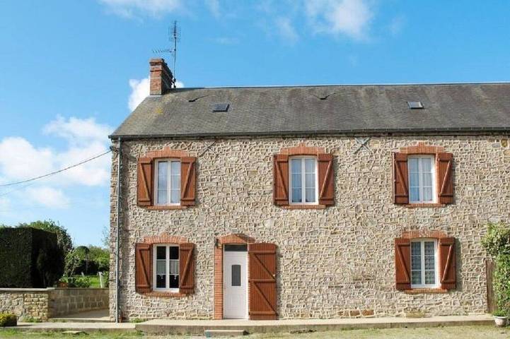 Gîte pour 8 personnes, avec jardin à Saint-Maurice-en-Cotentin