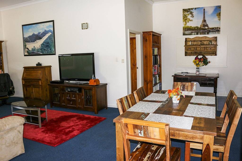 Große Unterhaltung, die auf dem oberen Jäger lebt - Singleton. in Hunter Valley