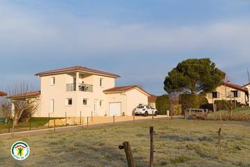 Gîte pour 2 personnes, avec terrasse dans l' Isère