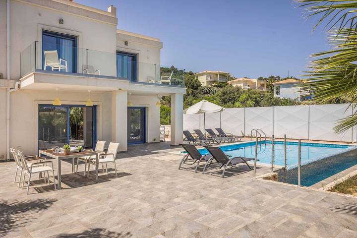 Villa pour 7 personnes, avec balcon dans Skala - 4