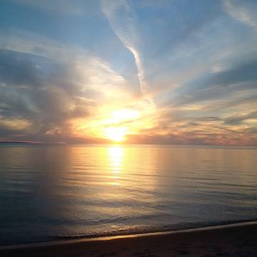 Chalet for 4 Guests in Lake Huron ON, Ontario, Picture 2