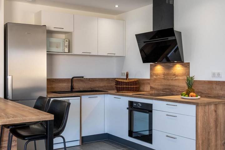 Villa pour 8 personnes, avec jardin ainsi que vue et piscine à Propriano - 4