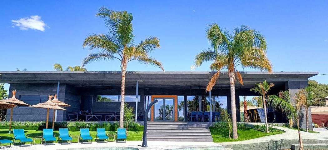 Casa rural para 21 personas, con jardín y jacuzzi además de piscina y piscina para niños en Turís - 3