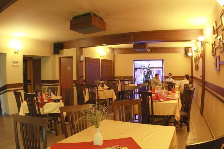 Gîte pour 2 personnes, avec jardin et terrasse dans Mureș - 4