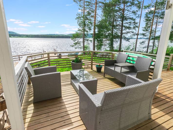 Levähdys in Ahveninen, Pielinen