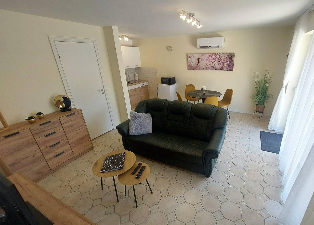Ganze Ferienwohnung, Apartement Serenity in Bük, Komitat Eisenburg