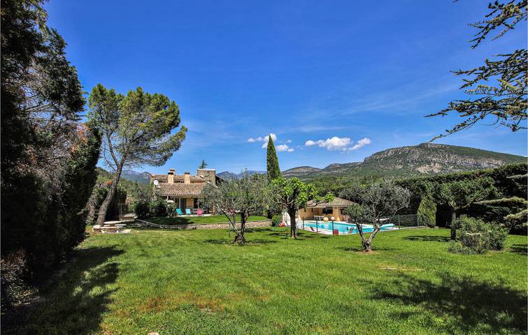 Maison de vacances pour 10 personnes, avec piscine et jardin, animaux acceptés