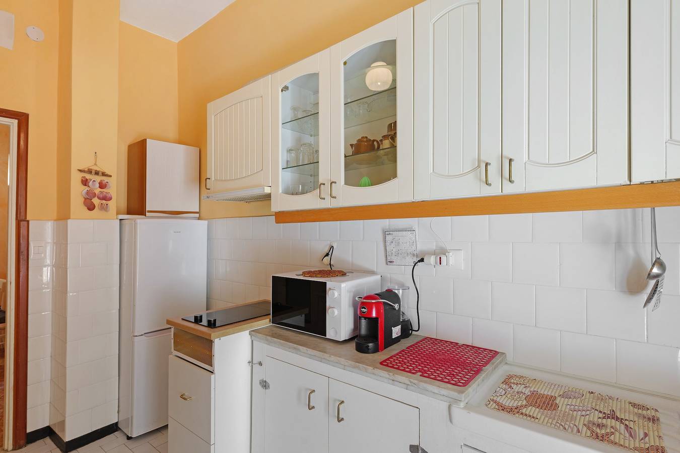 Apartamento entero, Apartamento 'Vista Mare' con vistas al mar, balcón y aire acondicionado in Andora, Riviera di Ponente