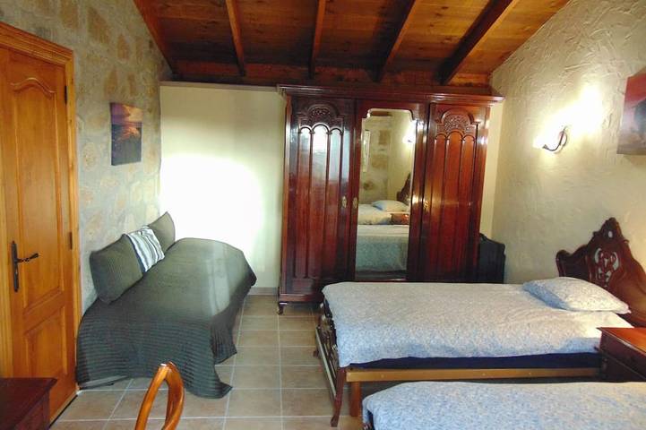 Maison de campagne romantique, à quelques minutes de la plage et des montagnes in Villa de Arico, Arico