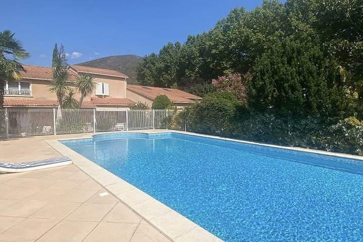 Villa pour 9 personnes, avec terrasse et jardin