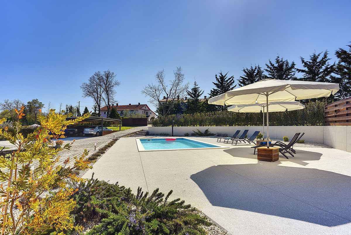 Ferienhaus mit Terrasse für 2 Personen in Hreljići, Marčana