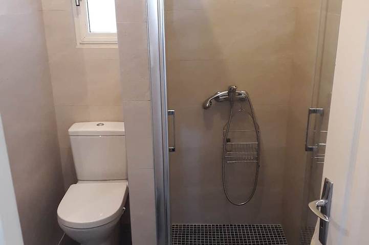 Location de vacances pour 6 personnes, avec terrasse et jardin ainsi que piscine et jacuzzi, animaux acceptés dans Sainte-Lucie de Porto-Vecchio - 4