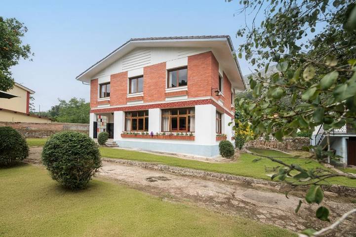 Casa rural para 9 personas, con Terraza y Jardín en Debodes - 2