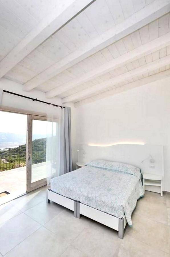 Chambre d’hôte pour 2 personnes, avec vue et jardin ainsi que sauna et piscine, animaux acceptés à Porto Cervo