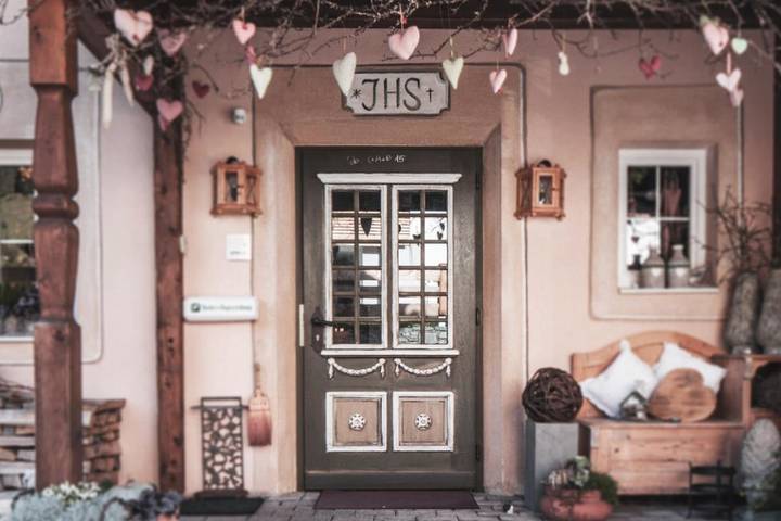 Gîte pour 4 personnes, avec sauna ainsi que jardin et vue, animaux acceptés à Lermoos - 2