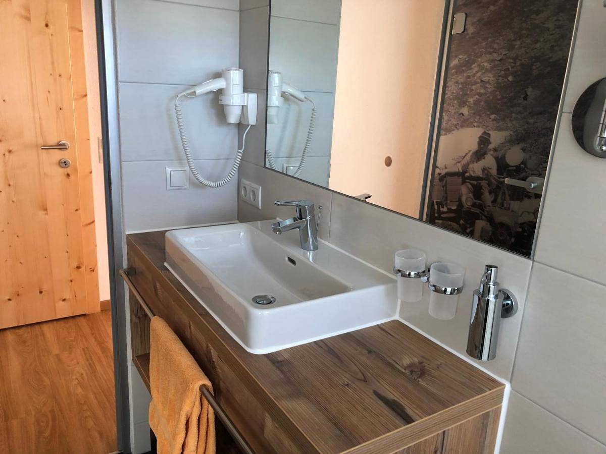 Ganze Wohnung, Two-Bedroom Apartment (4-6 Adults) in Mathon, Verwall