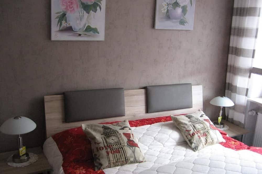 Ganze Wohnung, Ferienhaus Schehl, Deutschland in Erlenbach bei Dahn, Landkreis Südwestpfalz