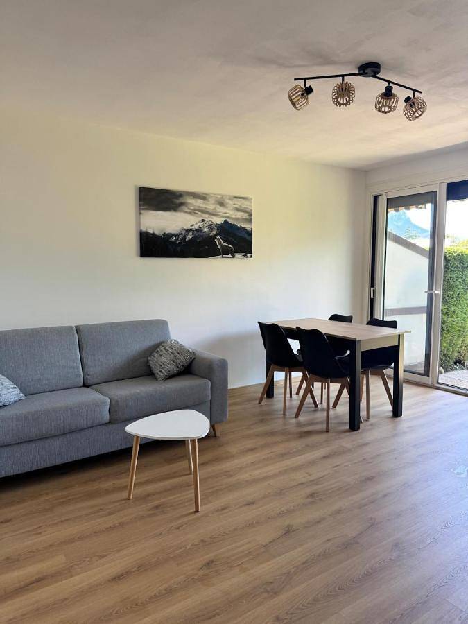 Gîte pour 4 personnes, avec terrasse et vue, adapté aux familles à Saint-Sauveur - 3