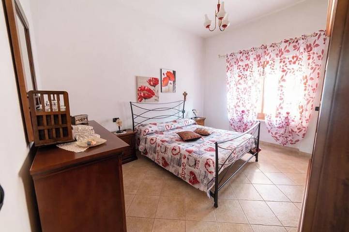 Timeless house, 10 minutes from the sea - Quiet & Roomy in Riola Sardo, Stagno di Càbras